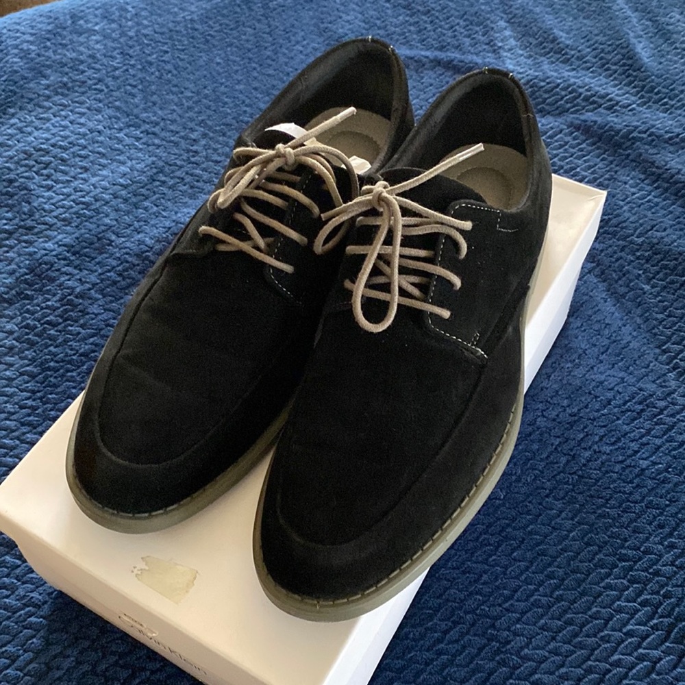 Calvin Klein black suede dress shoe size 11 mens